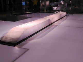 Columna de papel-acervo comunitario